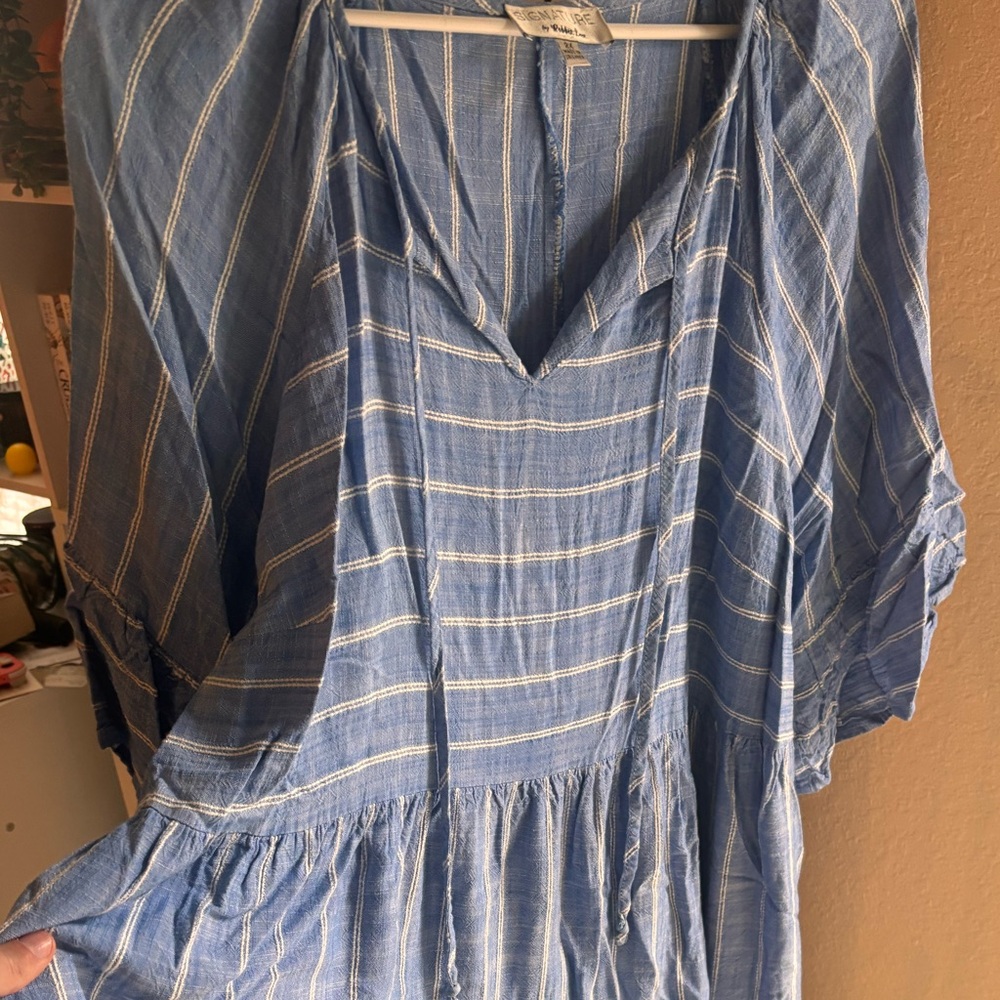 2X Blue Striped Dress With Bell Sleeves - Picture 3 of 3